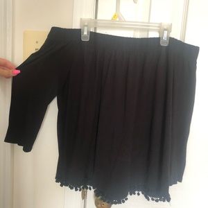 OFF THE SHOULDER POM POM TOP